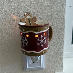 Scentsy Gingerbread Man Plug In Warmer